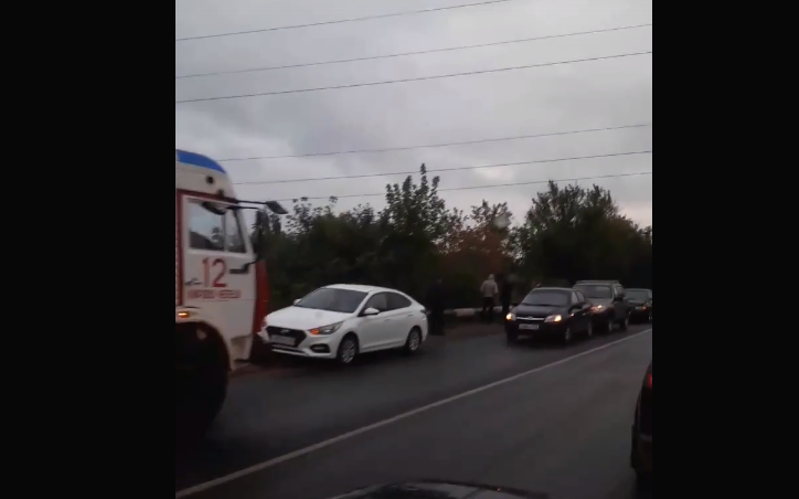 В Кирово-Чепецке на путепроводе произошло массовое ДТП