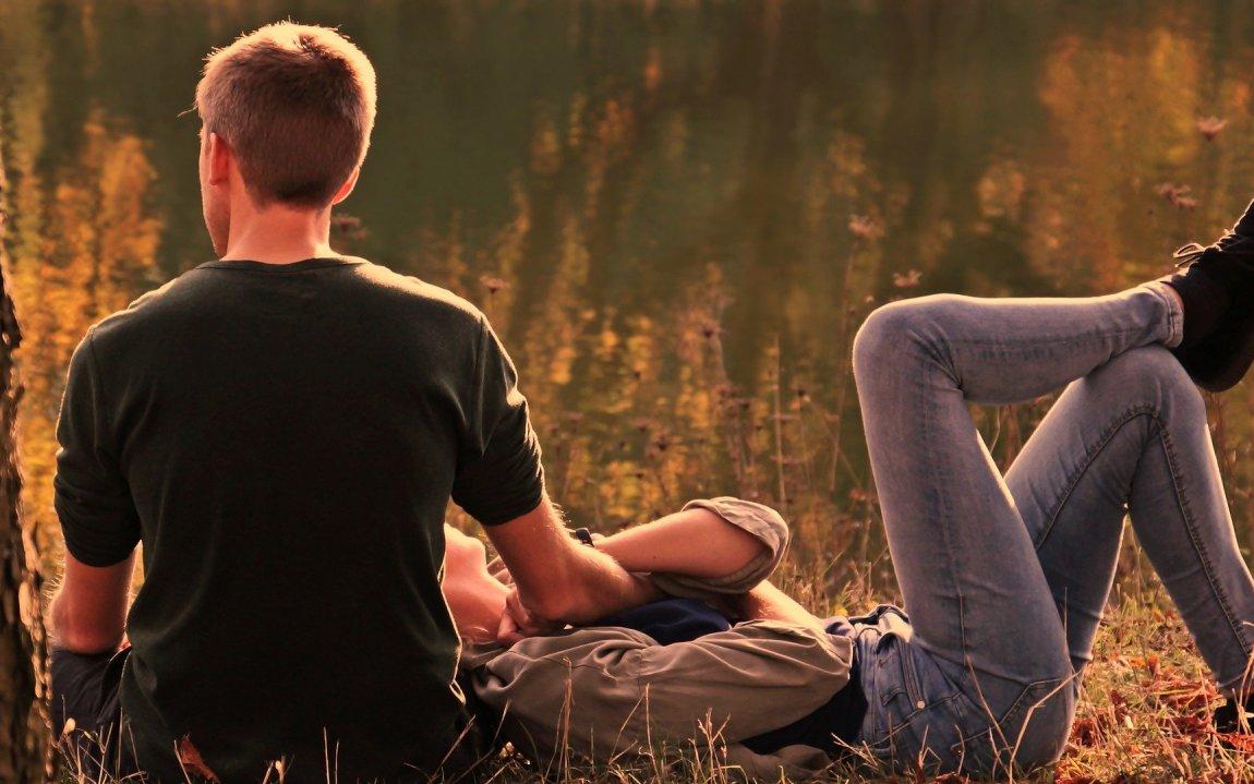 Овнов ждет измена, а Козерогов — судьбоносный выбор: гороскоп на выходные