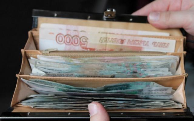 Сотрудникам мебельного производства в Кирово-Чепецке выплатили долг в 2 млн рублей