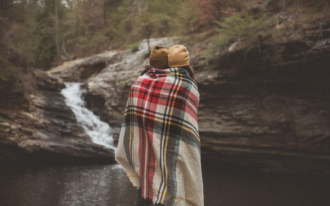 Астролог назвал 3 знака, представителям которых повезет в четверг