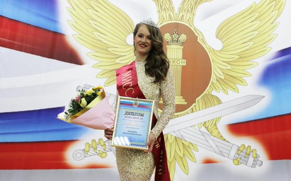 Грация и огневая подготовка: чепчанка стала победительницей конкурса "Мисс УИС – 2020"