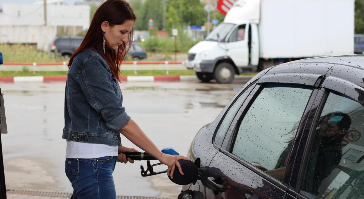 К концу мая бензин в Кировской области подорожает до 47 рублей за литр