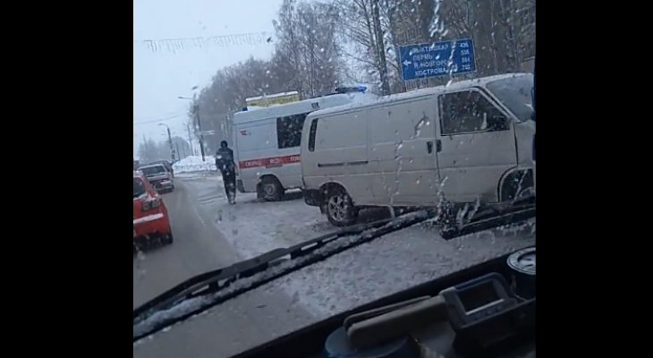 Увеличилось количество пострадавших в массовом ДТП на трассе Киров-Кирово-Чепецк