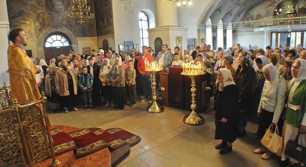 СМИ: чепецкий храм не ограничил доступ для прихожан, несмотря на предписание Роспотребнадзора