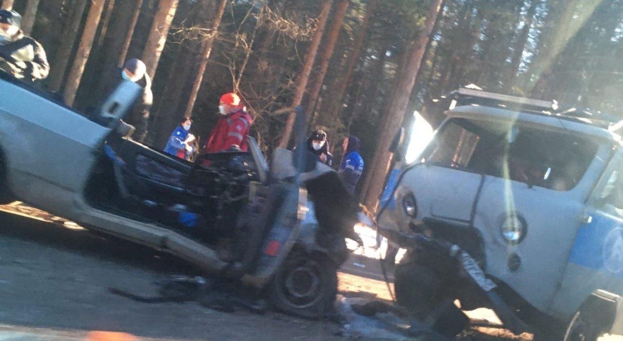 На трассе в Кирово-Чепецком районе произошло ДТП: 2 человека погибли