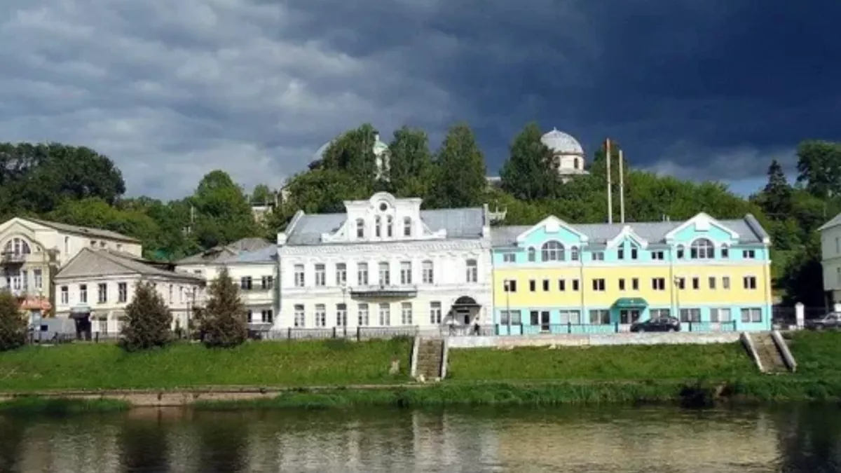 12 малоизвестных городов России - старинные, с богатой историей и очень красивые. Отличная идея для выходных