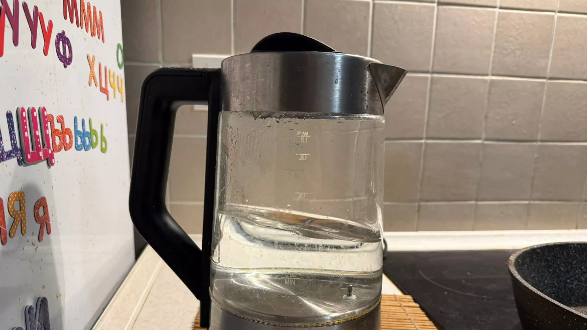 Как почистить электрический чайник: пошаговый способ удалить накипь без дорогой химии