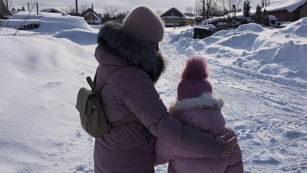 Проблемы с родителями и конфликты со сверстниками: более 1000 кировских детей и родителей позвонили на телефон доверия