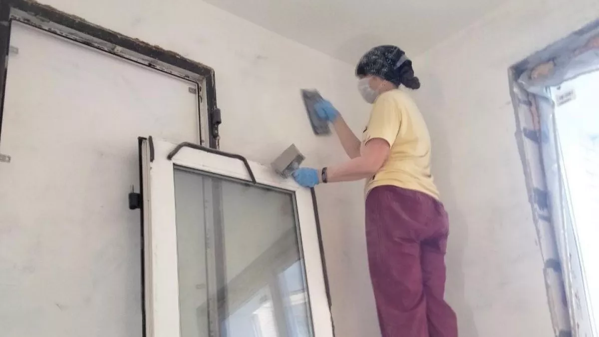 Как правильно шпаклевать стены своими руками до идеального состояния: простая инструкция, которую используют мастера