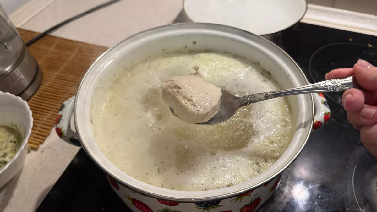 Работник птицефабрики раскрыл секрет: как за час превратить магазинную курицу с химозой в чистый продукт