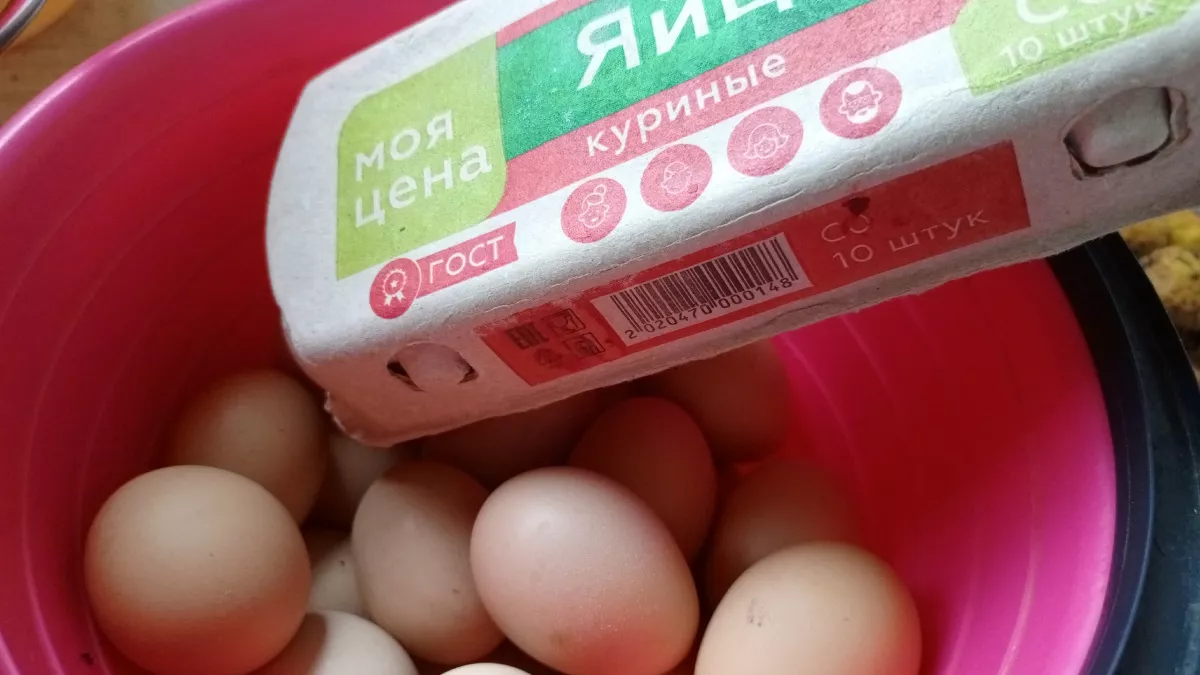 Пустые лотки от яиц теперь не выкидываю: нашла им применение и не нарадуюсь - пригодились в прихожей