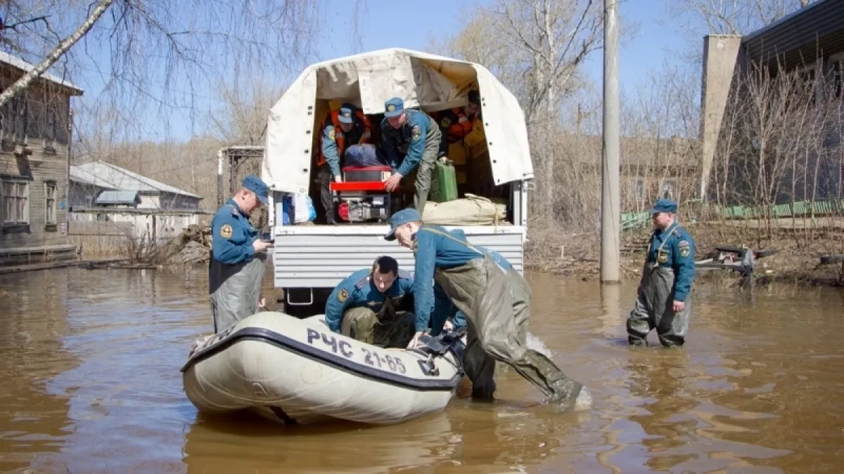 Спасать Кировскую область во время потопов будут 3 тысячи человек и тысяча машин