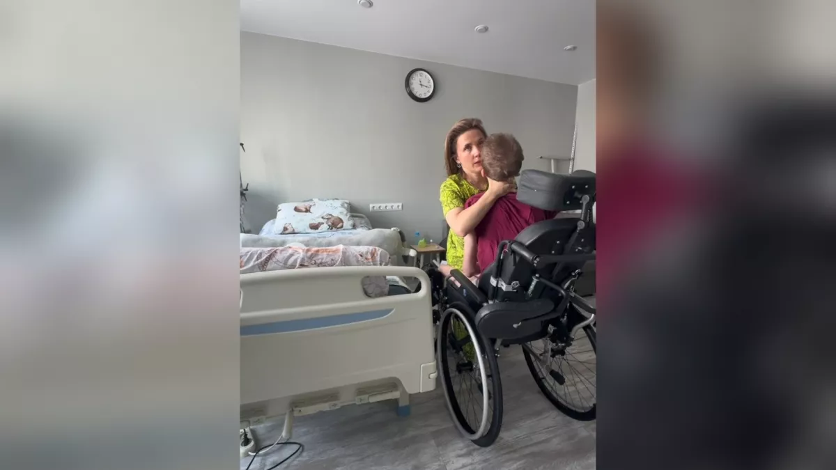 "Каждый день жду, что Игорь сожмет мою руку": чепчанка о борьбе за жизнь 14-летнего сына после укуса энцефалитного клеща