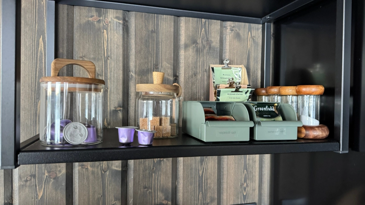 Все дизайнеры категорически против: 8 вещей на кухне, на которые не стоит тратить деньги