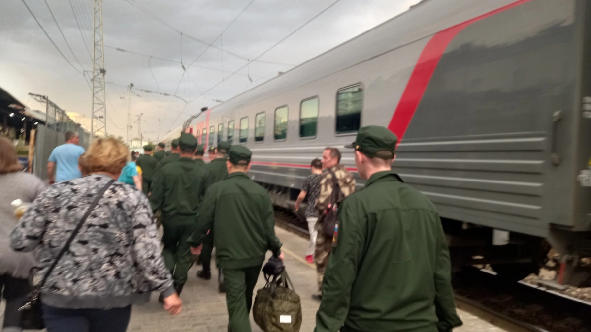 Почему солдаты наматывали портянки, а не носили носки: не бедность, а гениальность