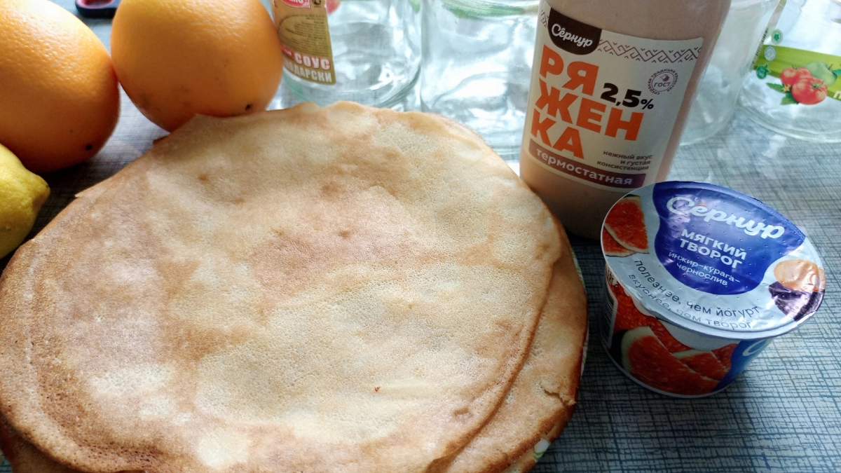 Беру два яйца и горсточку муки: пока закипает чайник, готовлю сытный завтрак за 3 минуты — быстрее яичницы