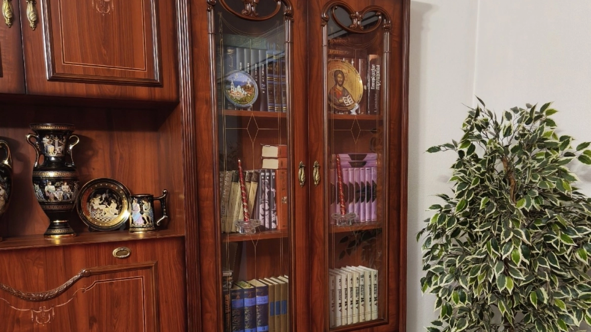 Ковры на стене снова в моде: дизайнеры в восторге - вот какие "бабушкины" вещи используют для трендового ремонта