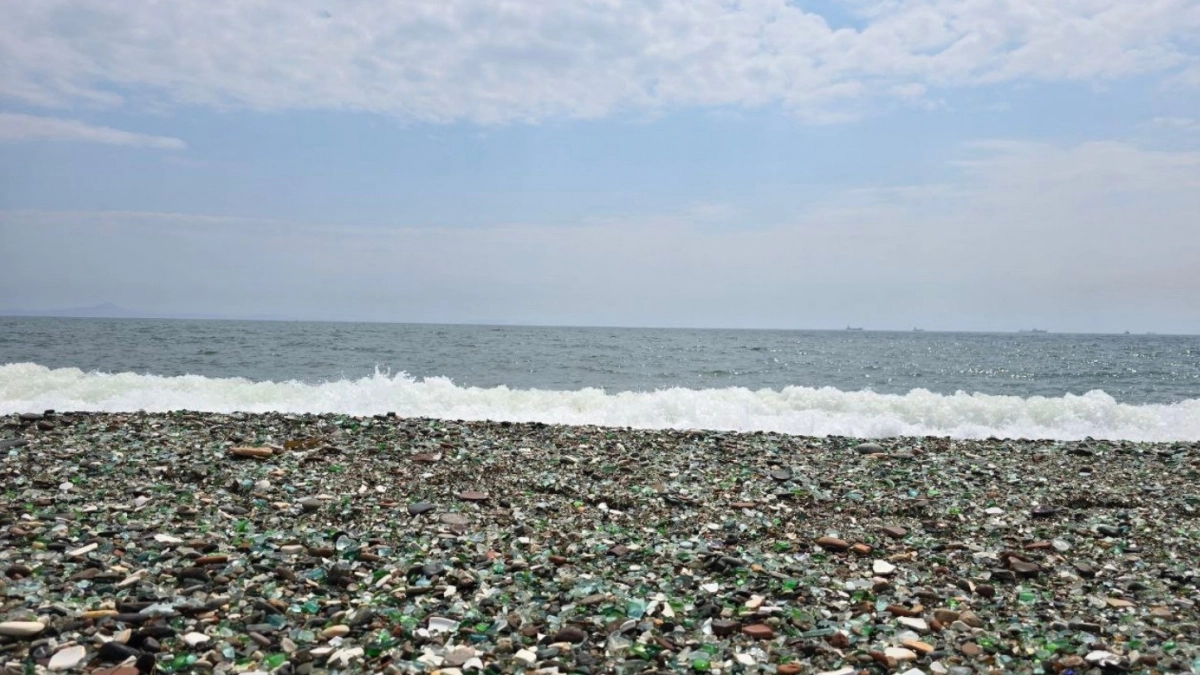 Не только Черное: 5 альтернатив южным курортам России - вот где искупаться в море