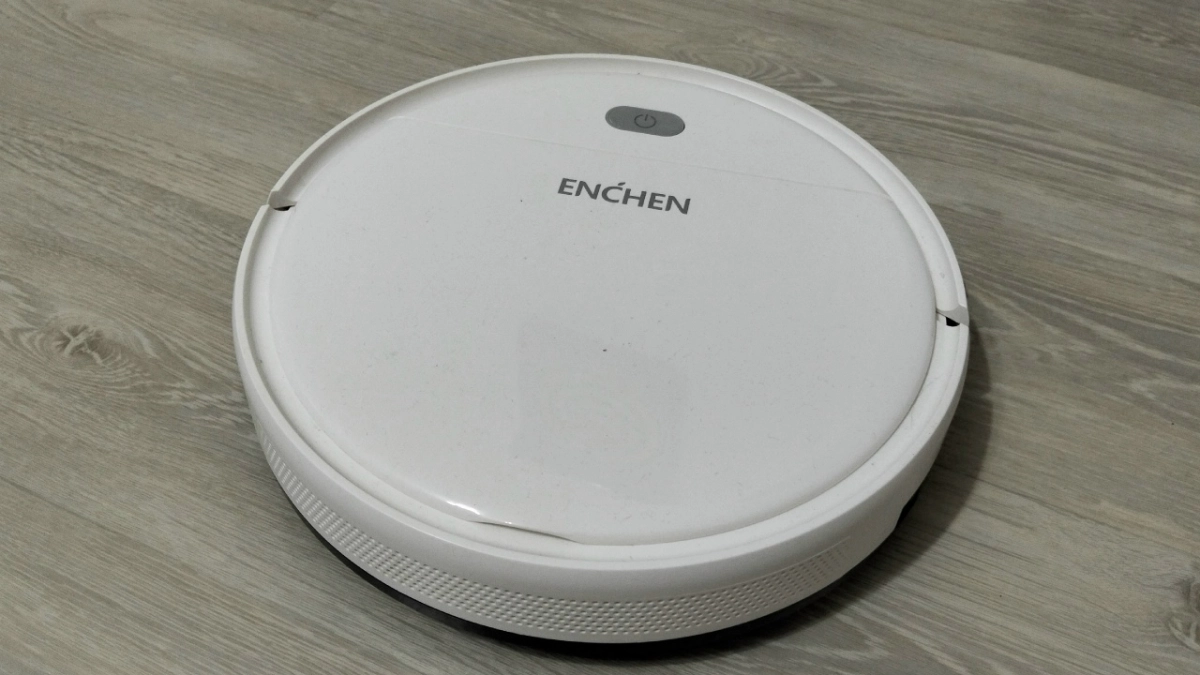 Пылесос почти выбросил, но сделал это — и он заработал как новый: лайфхак, который сэкономил 5000 рублей