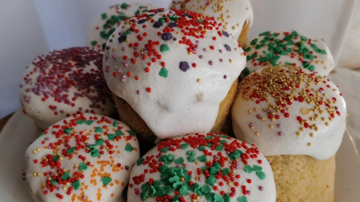 Лучшая глазурь для кулича - нежная, мягкая и даже не крошится: уже всех подруг научила