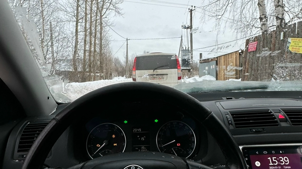 Каждый сезон экономлю круглую сумму на замене колес: рассказываю, каким «хитростям» я научился за 30 лет стажа