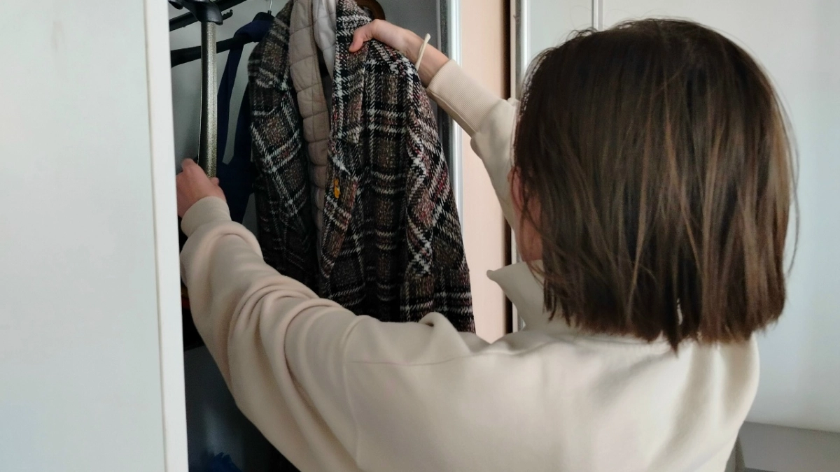 Затхлость ушла, а моли больше нет: натуральное средство, которое готовится за 5 минут, а работает несколько месяцев