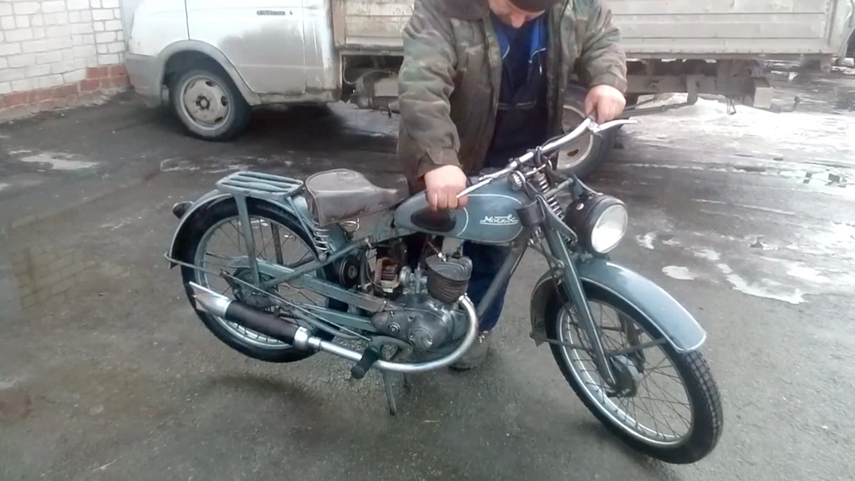 Сколько стоит самый дешевый мотоцикл в СССР - глаза на лоб полезли, когда узнал цену