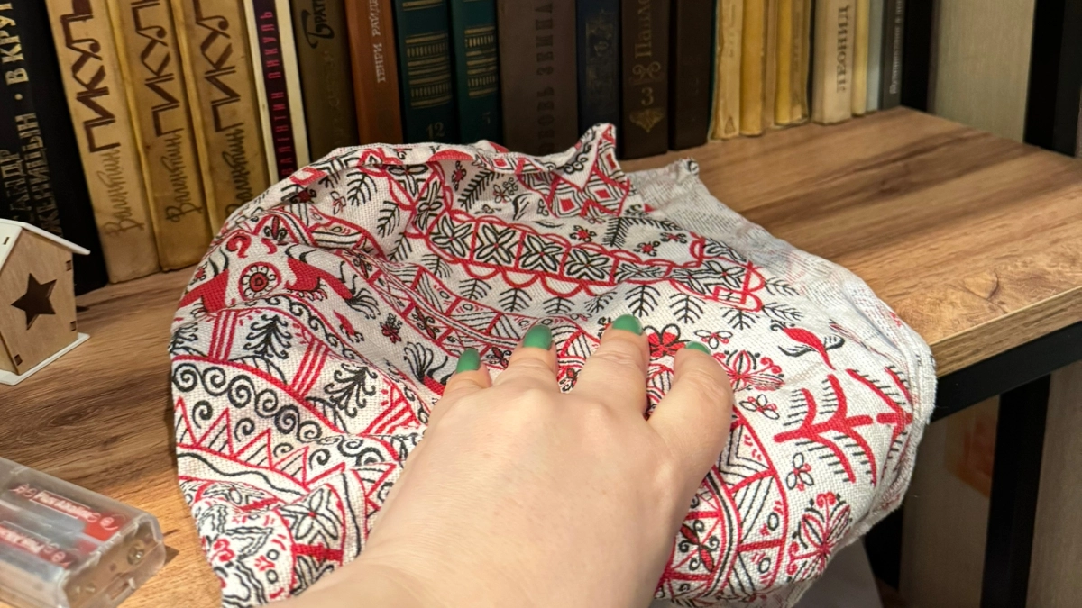 Протираешь каждый день, а толку нет: 6 способов, которые реально уменьшают пыль