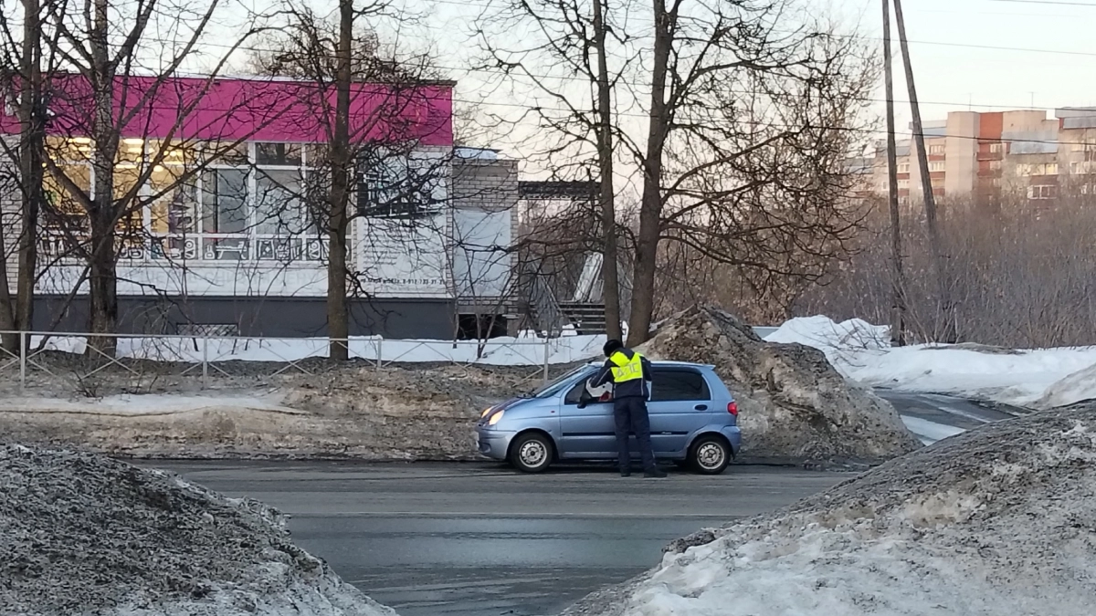 Массовые проверки автомобилистов объявили в Кирово-Чепецке