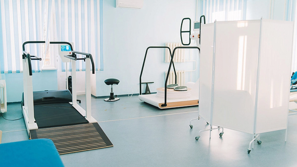 В медучреждения Кировской области завезли более 800 устройств для реабилитации