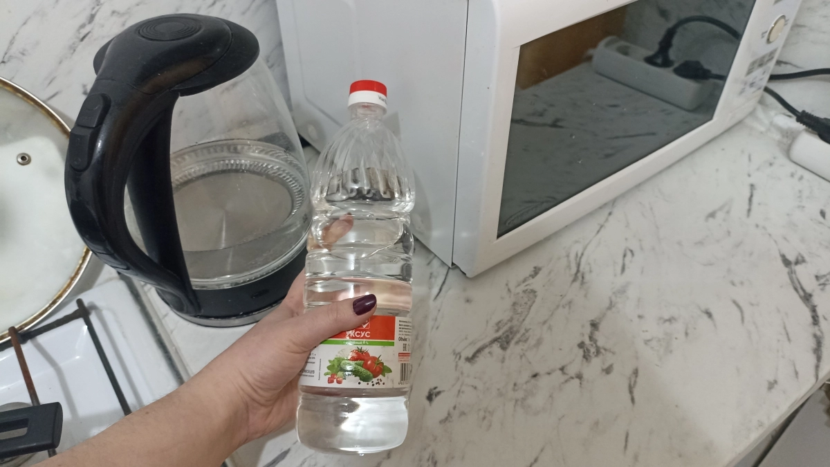 Чайник снова как новый: 3 простых способа убрать накипь и вернуть чаю настоящий вкус без химии