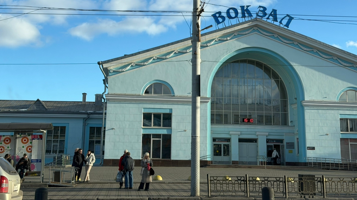 Дополнительные поезда свяжут Киров со столицами на время ремонта в Победилово
