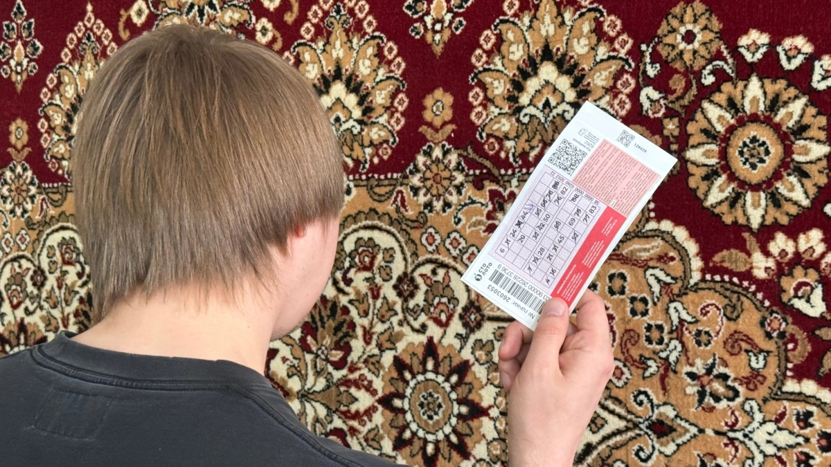 Недорогой лотерейный билет внезапно принес кировчанину более 6 миллионов рублей