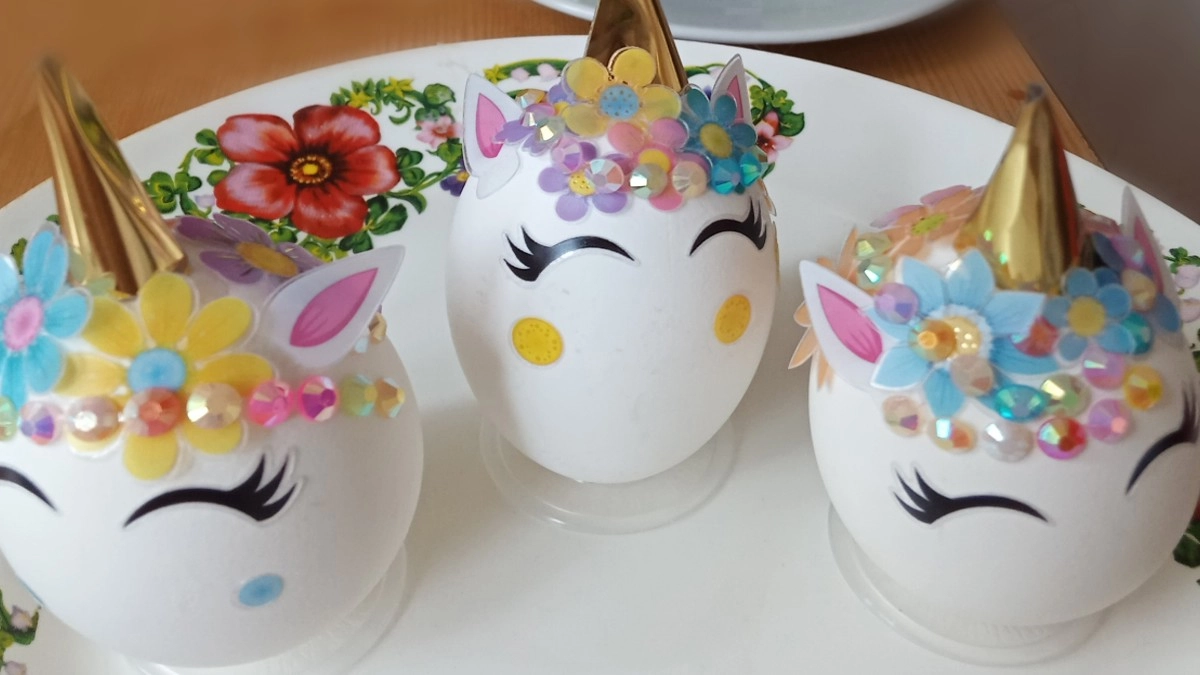 Как подготовиться к Пасхе без стресса: практичные приёмы для яиц, кулича, декора и стола