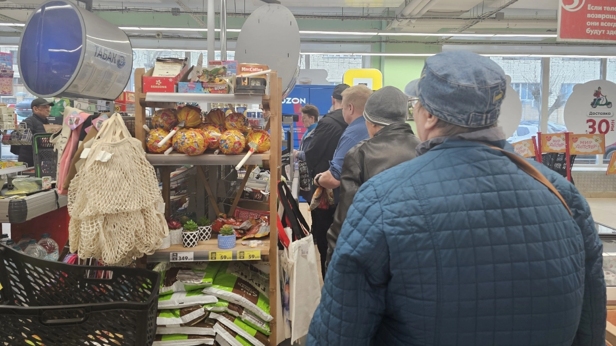 Житель Кирово-Чепецка "встал на скользкую дорожку", дерзко ограбив магазин