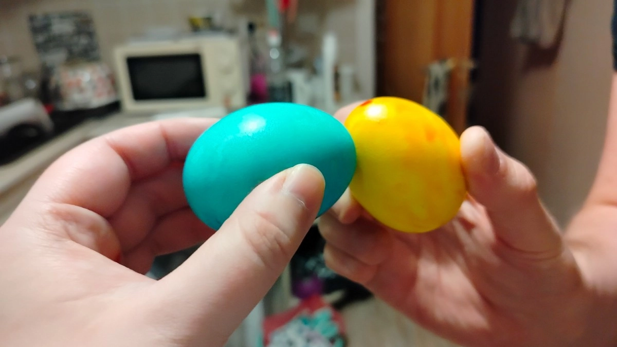 Теперь крашу яйца по-итальянски: красота неописуемая - ко мне все соседки ходят учиться 