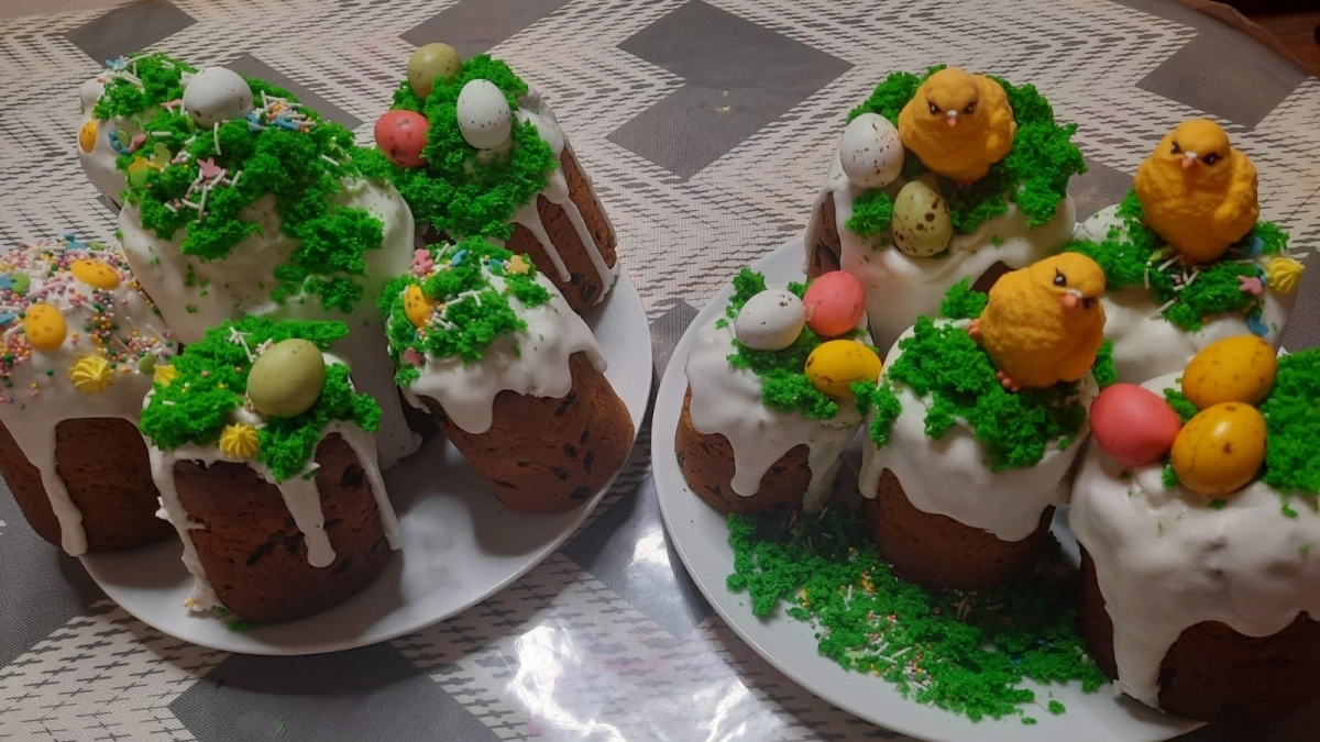 Не пеките куличи в последнюю неделю перед Пасхой: почему совет священника вызвал обсуждение