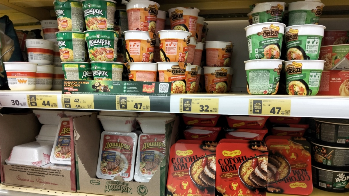 Как превратить «Доширак» в полноценный ужин: простой способ без лишних затрат