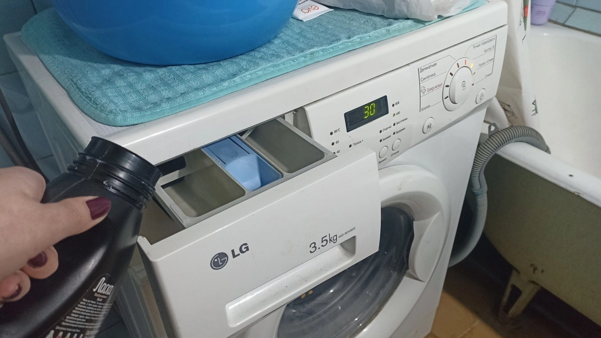 Шесть привычек при стирке, которые сокращают расходы на электричество, воду и моющие средства