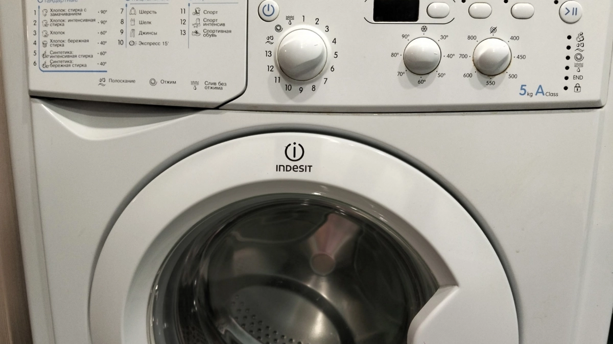 Мастер со стажем назвал главную ошибку хозяек: два-три цикла подряд убивают подшипники и электронику за полгода