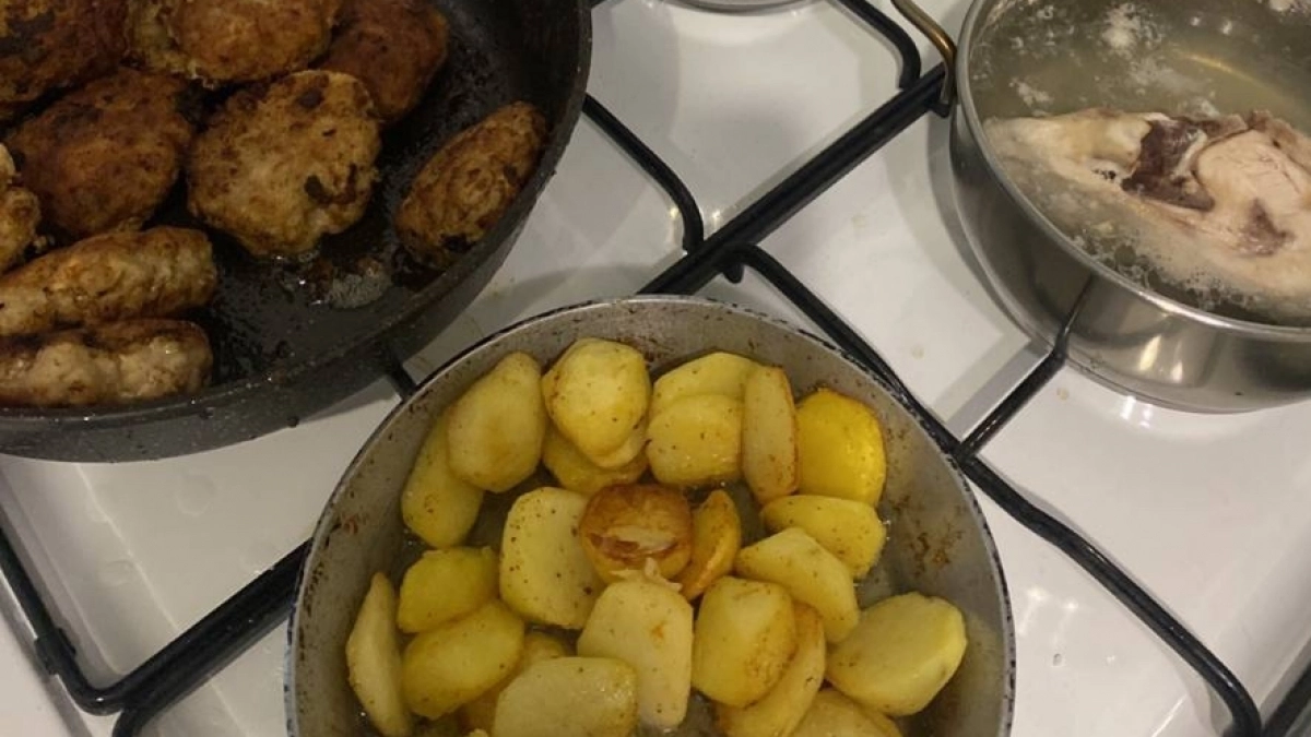 Пригорело блюдо: что делать сразу, чтобы не испортить вкус окончательно