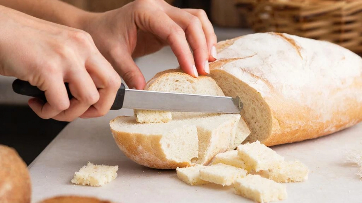 Почему я больше не покупаю сухарики в магазине: домашние из батона вкуснее в 100 раз и улетают за минуты