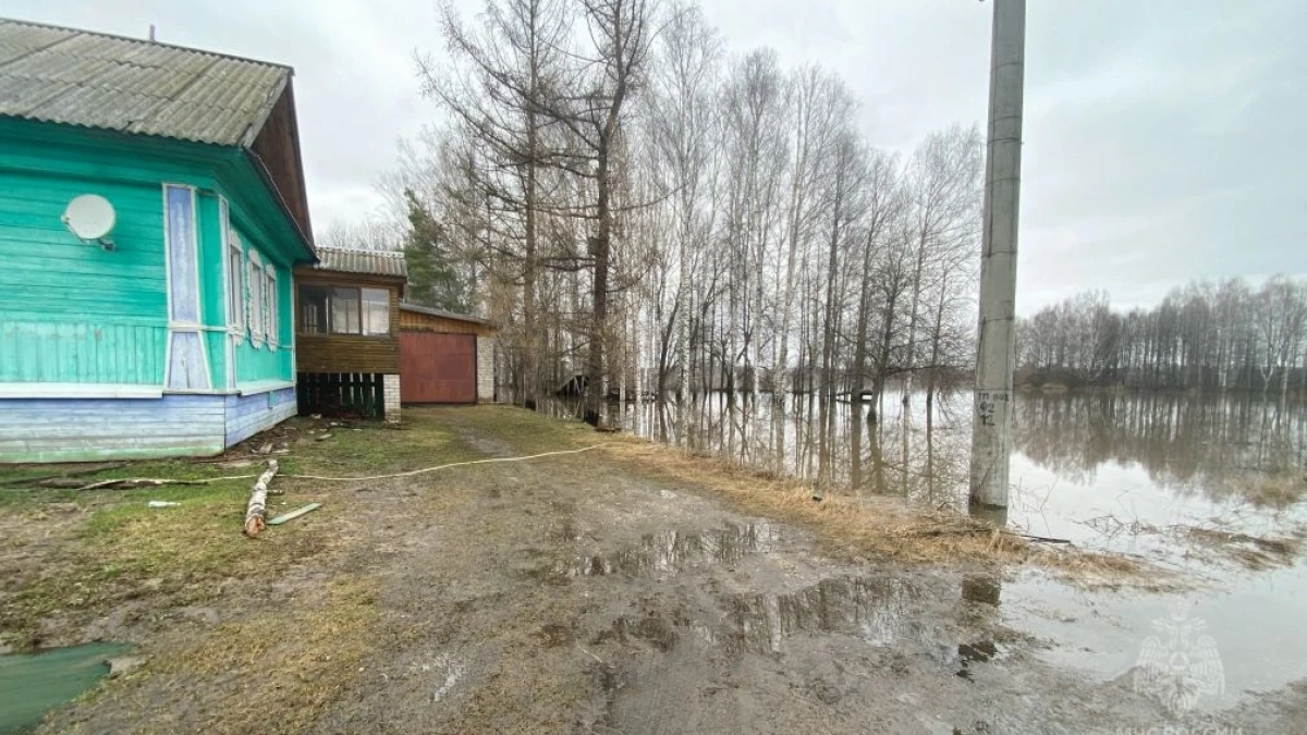 "Подъем уровня воды продолжается": в кировском отделении МЧС сообщили о 139 затопленных территориях