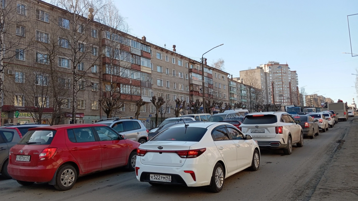 «Лада» в Китае: почему внедорожник за 3 млн рублей покупают не ради практичности