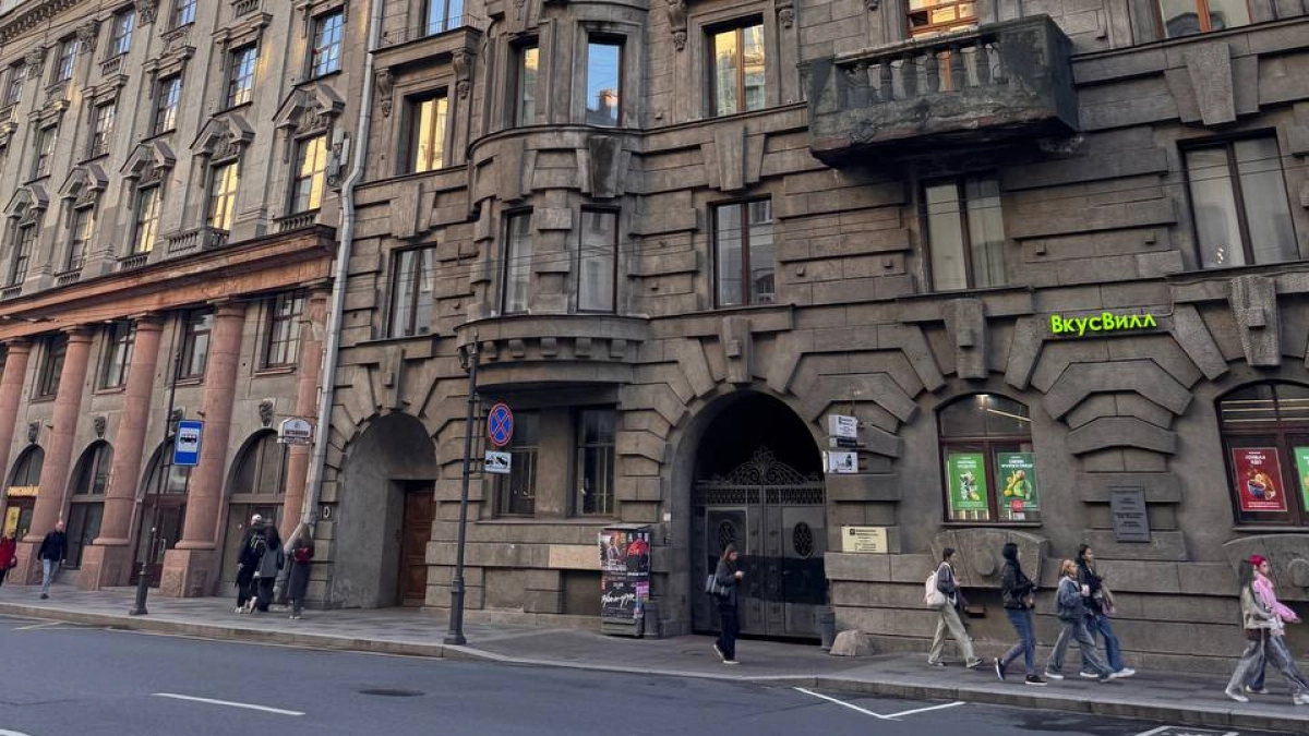 Живу в Петербурге и понимаю, почему его называют самым депрессивным городом - честный отзыв