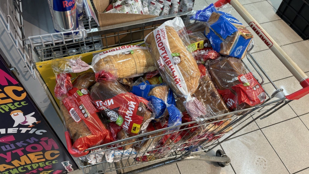 Что узнала пекарь за месяц работы и почему теперь "магазинный" хлеб не покупает — и открывает свой бизнес