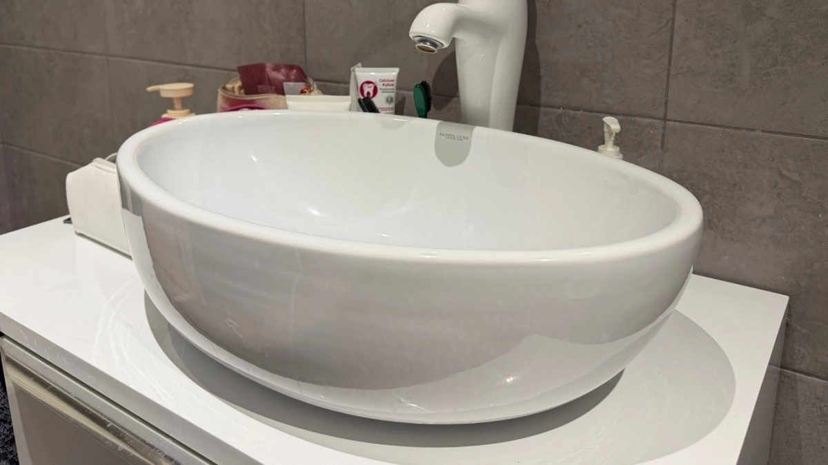 Ставить тумбочки в ванной уже не модно: 4 гениальных альтернативы, которые освежат интерьер