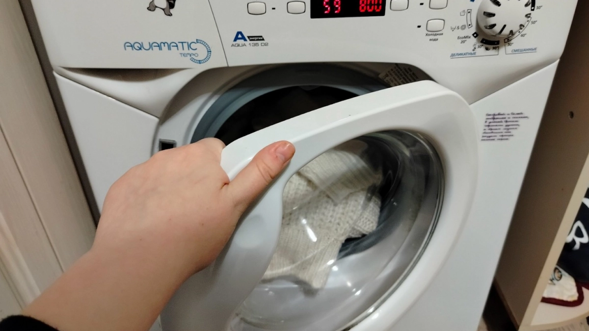 Почему нельзя оставлять дверцу стиралки открытой: мнение мастеров - его запомните раз и на всю жизнь