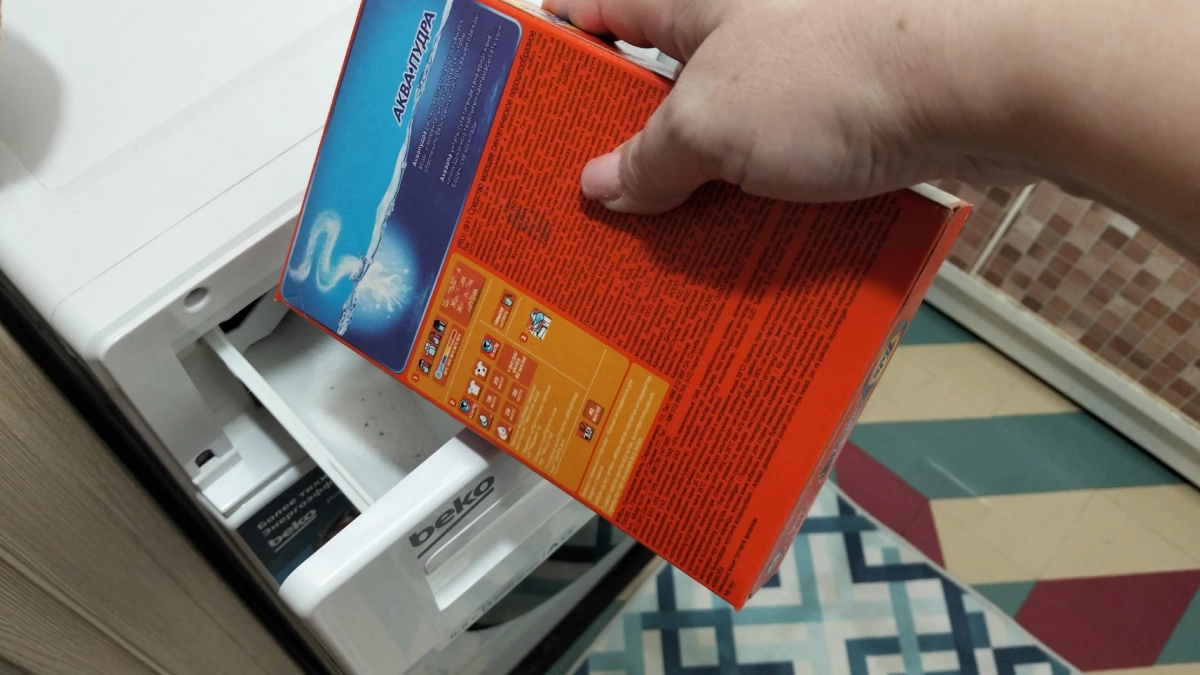 Мастер по ремонту стиральных машин ответил, куда правильно засыпать порошок: проверьте себя