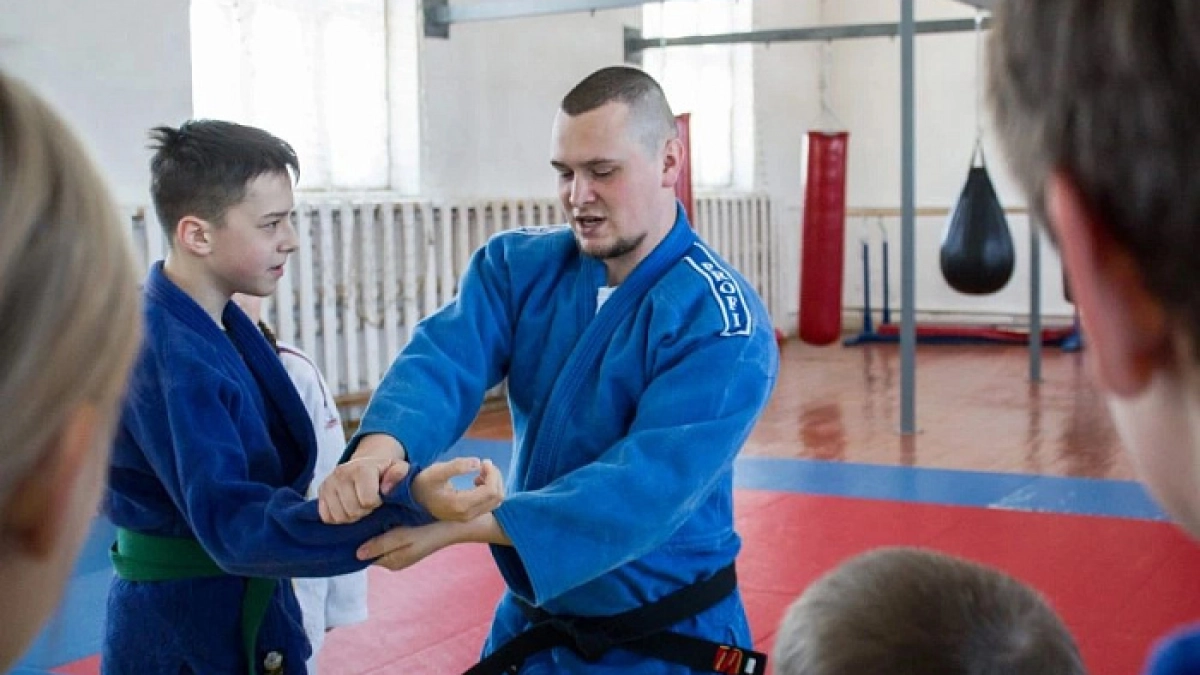 Тренеры-дзюдоисты, баскетболисты и лыжники приехали поднимать спорт в районах Кировской области